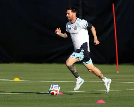 Lionel Messi lors d'une séance d'entraînement de la Coupe du Monde en Argentine à Kansas City Lionel Messi lors d'une séance d'entraînement de la Coupe du Monde en Argentine à Kansas City