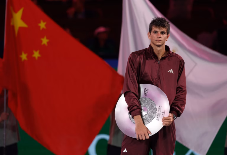 Rafa Jódar exprime sa satisfaction malgré la défaite à Shanghai