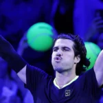 Alcaraz s’impose face à Khachanov et atteint les huitièmes à Vienne