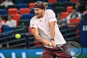 Zverev triomphe après un match acharné contre Bublik