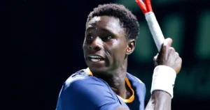 Moise Kouame, 17 ans, élimine Sonego pour atteindre les huitièmes de finale à Lyon