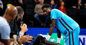 Musetti atteint les quarts de finale de Lyon après les problèmes physiques de Kouame